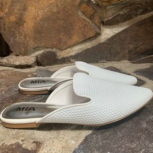 Mia Pointed White Mules